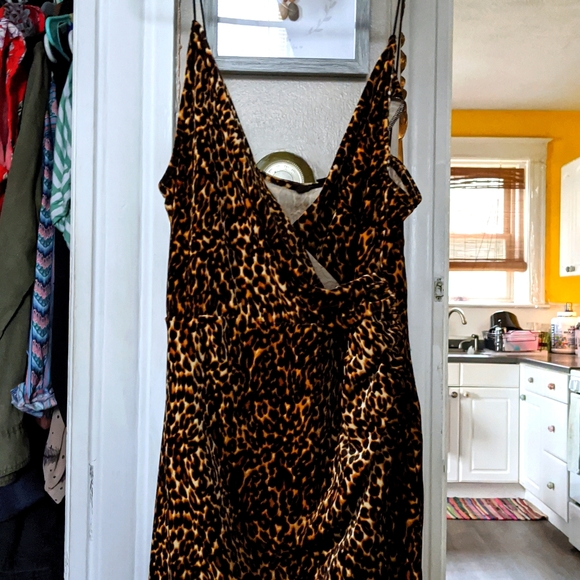 Free Press Medium Leopard print satin dress - Picture 2 of 4